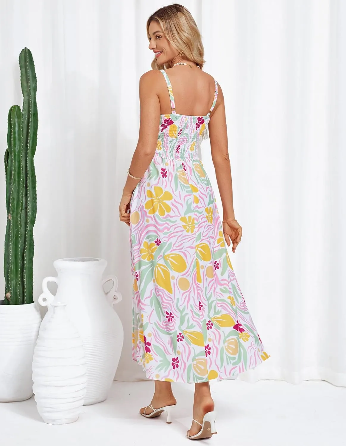 GRACE KARIN 2025 Women's Summer Spaghetti Strap Maxi Dress Smocked Floral Dress Sleeveless Boho Beach Sundress with Pockets