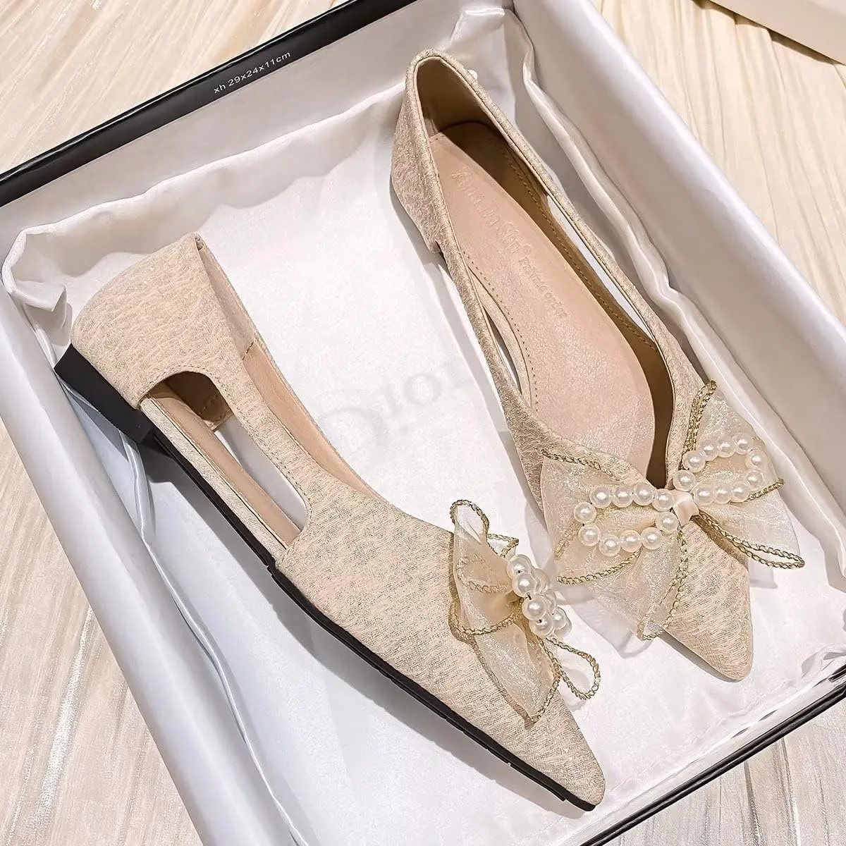 Hee grand Glitter Bow-Knot Pointed Toe Ballet Flats for Women Sparkling Crystals Fashion Wedding Dress Shoes Breathable Casual Slip On Loafers