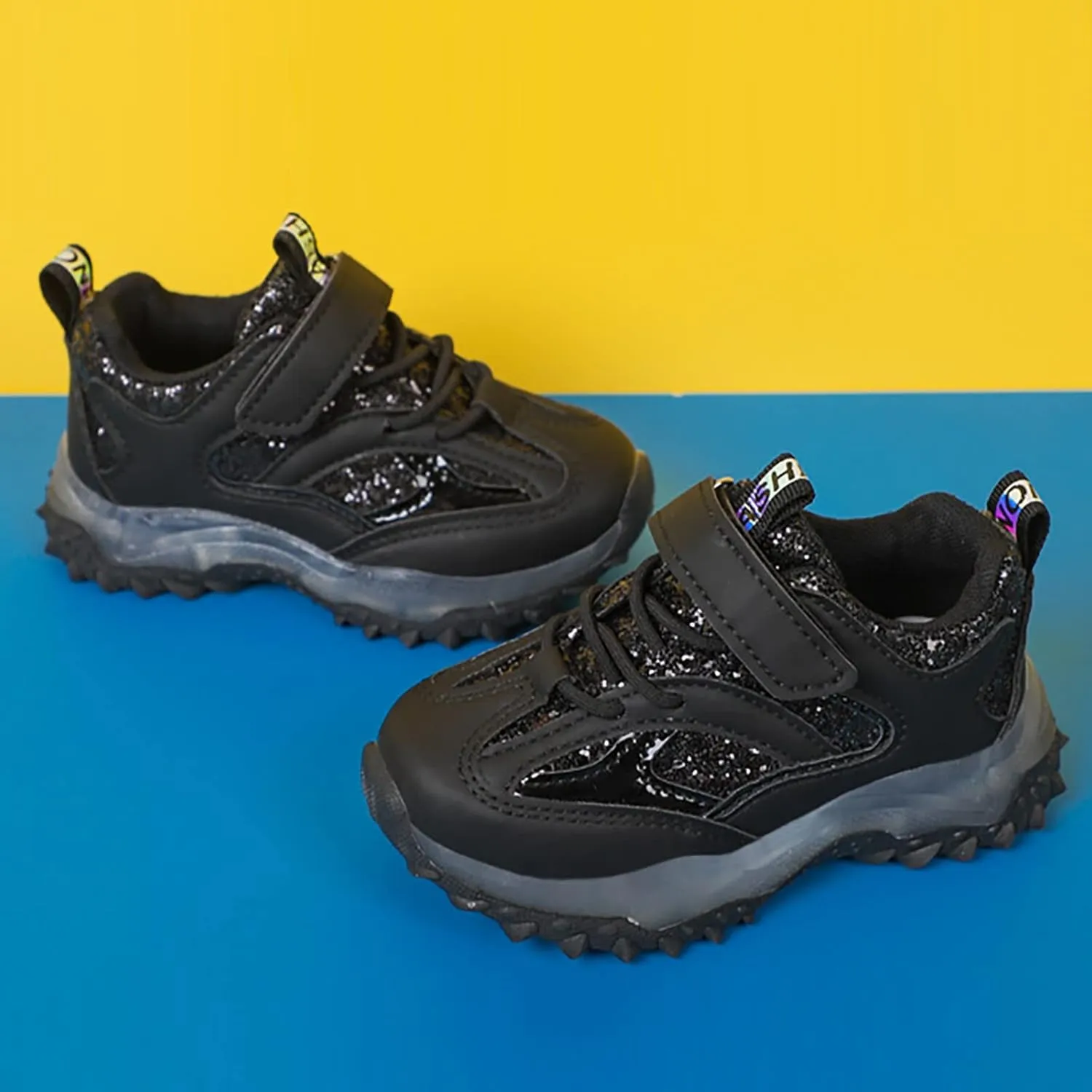 Kids Light Up Shoes for Girls Boys Flash Non Slip Soft Sole Sneakers for Birthday Thanksgiving Girls Shoe Size 12