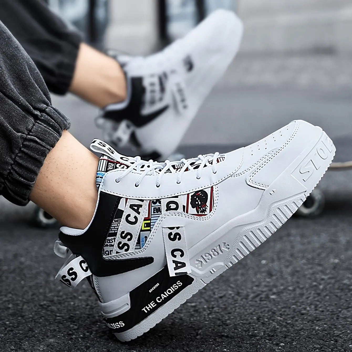 Mens High Top Sneakers Skate Casual Walking Shoes Street Fashion Sneakers Lightweight Shoes for All Seasons