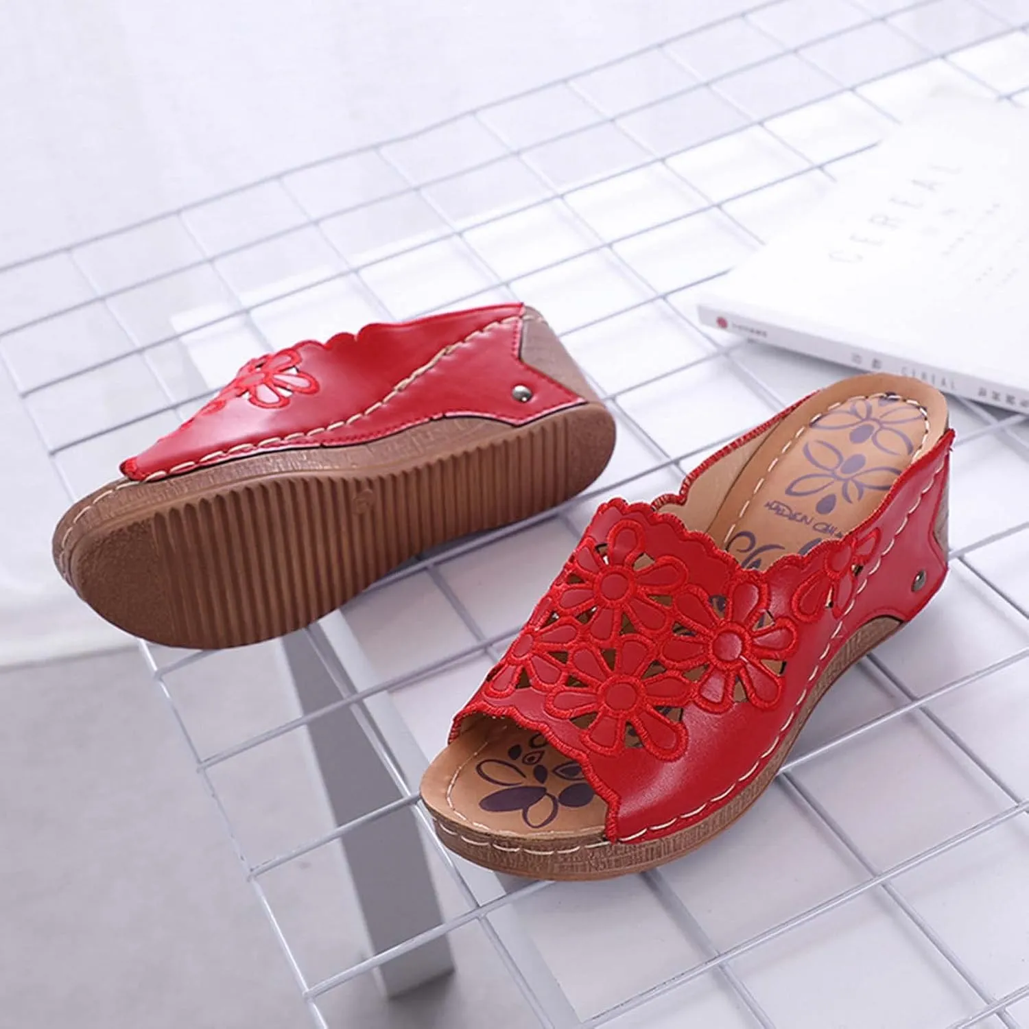 oiangi Wedge Sandals for Women Casual Summer Flower Hollow Open Toe Slip-on Platforms Slipper Comfortable Outdoor Ladies Shoes Flip Flops Sandalias