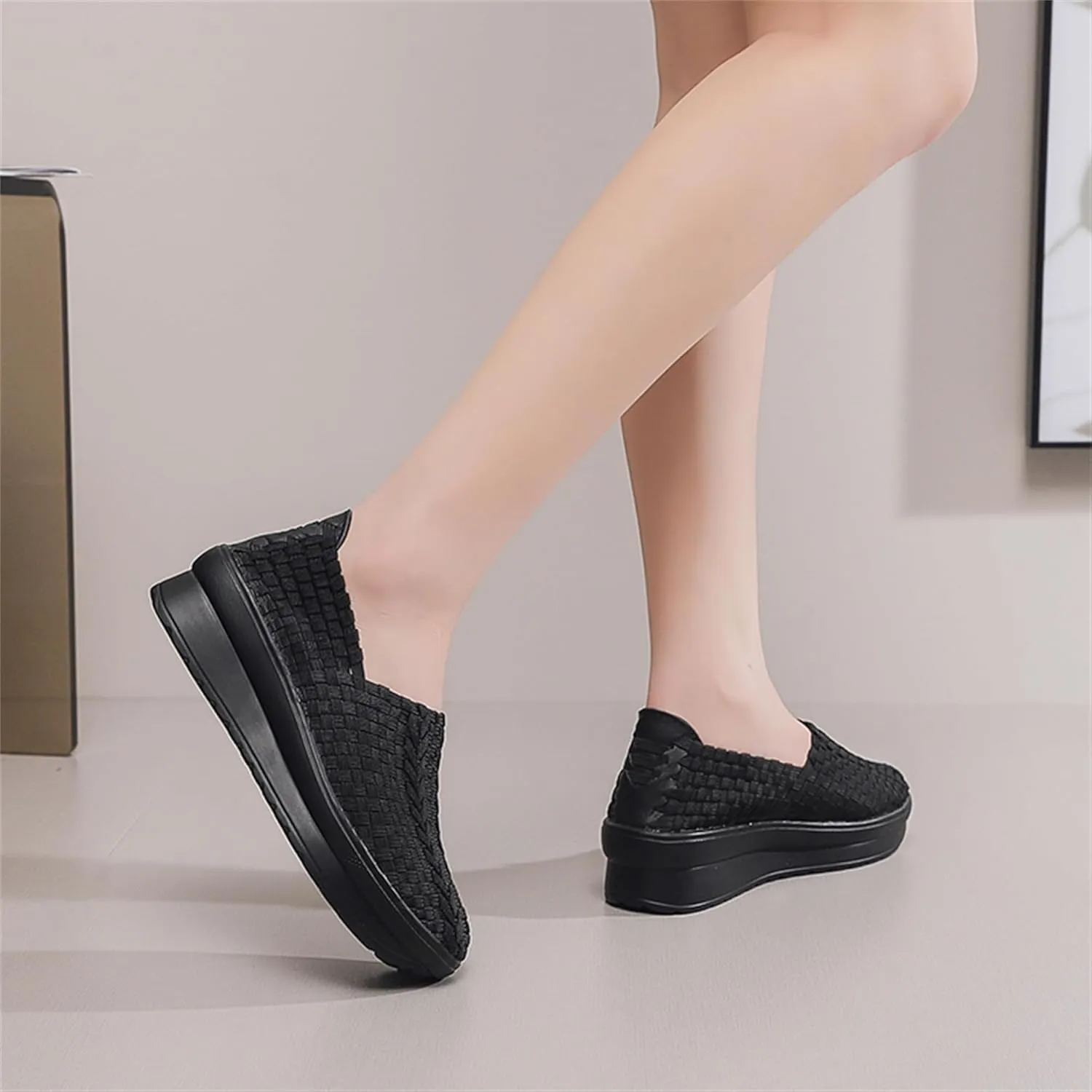 Veroders Women's Platform Wedge Closed-Toe Sandals Comfortable Walking Shoes Woven Pumps Mary Jane Shoes for School Beach
