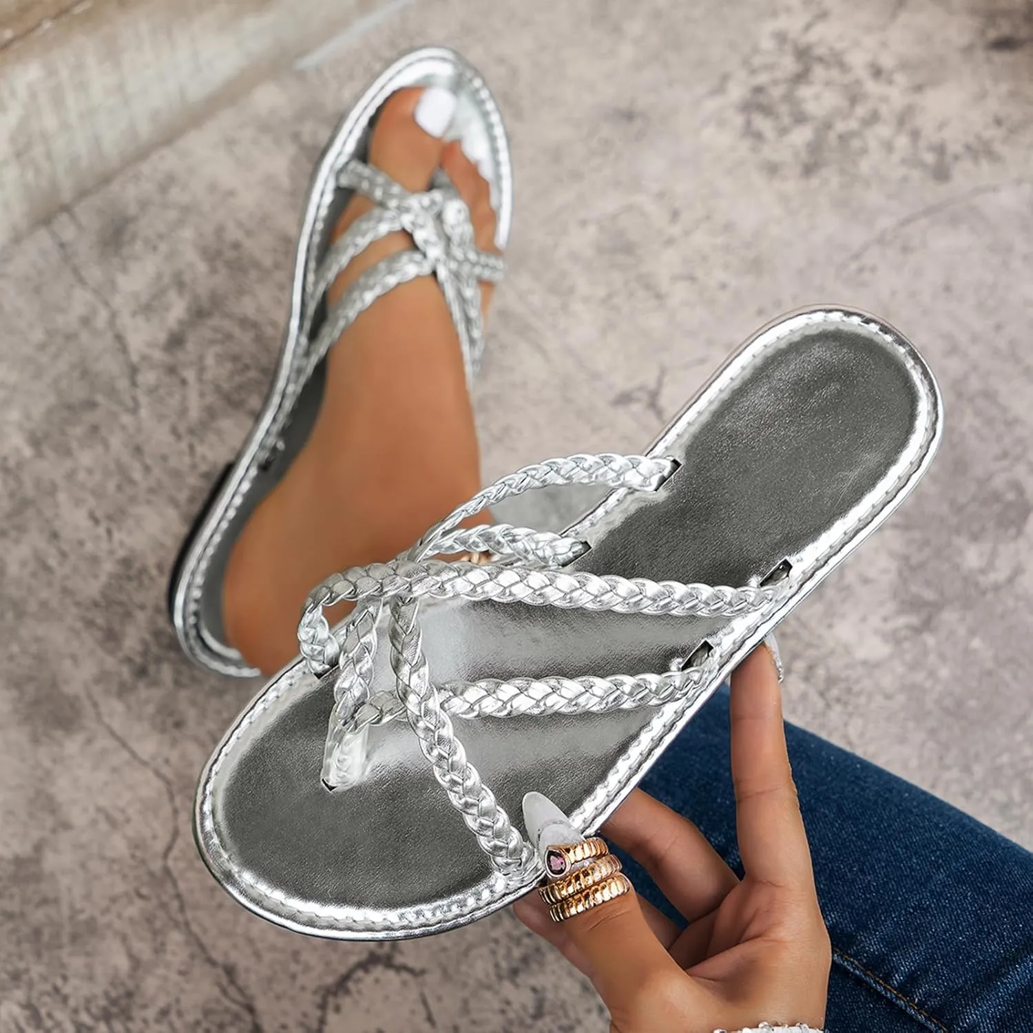 Women's Braided Strappy Flat Sandals Comfort Breathable light Toe Ring Slip On Slippers Summer Casual Vacation Beach Flip Flops Sandals